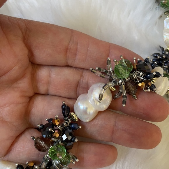 Beaded and Double Pearls Necklace, 18-19” adj. - Picture 7 of 10